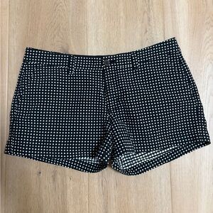 Old Navy Women's Black and White Patterned Shorts